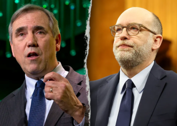 Dem senator accuses top Trump official of being responsible for ‘hundreds of thousands of children dying’