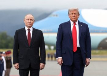 ‘Absolutely incredible’: B-2 bomber, F-35 escort set stage for Trump-Putin talks in Alaska