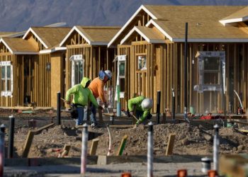 Mortgage rates see biggest one-day drop in over a year